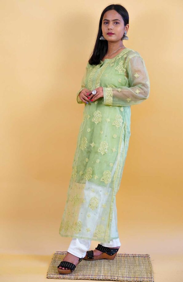 anushka-4-3