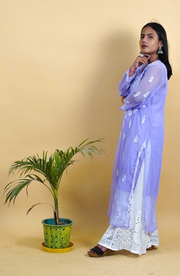 anushka-8-2