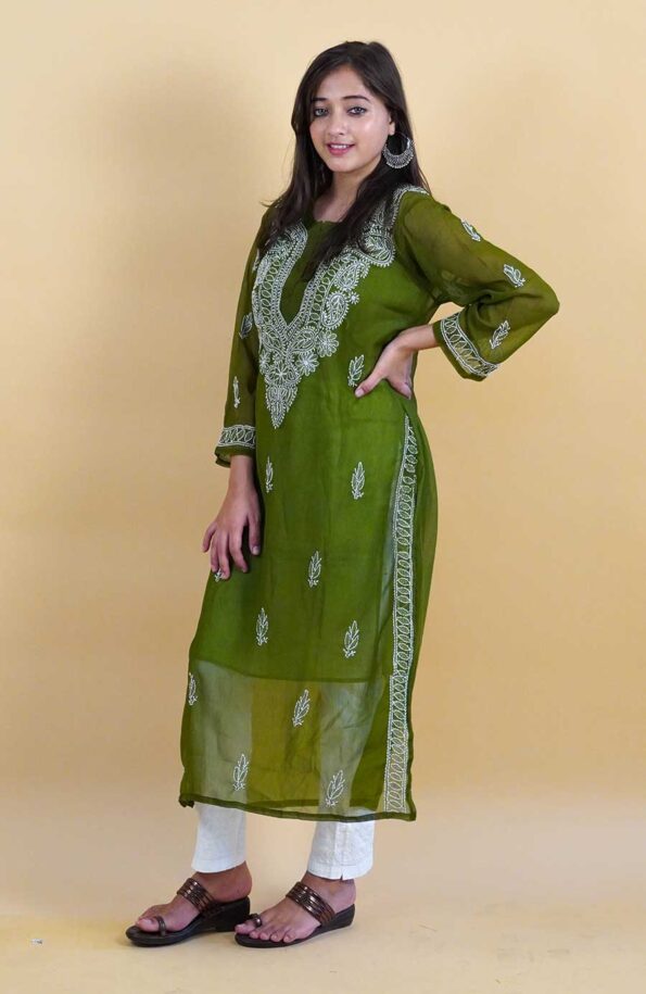 nidhi-9-3
